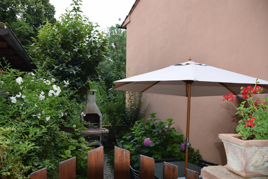 Apartment Casa Antica Кьянни Экстерьер фото