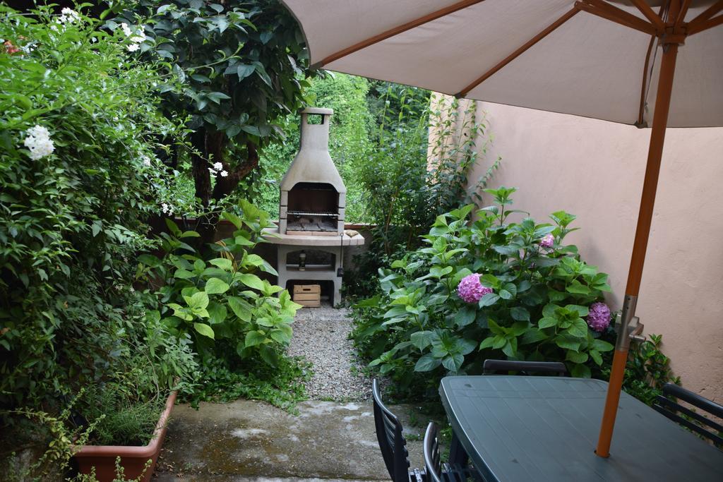 Apartment Casa Antica Кьянни Экстерьер фото